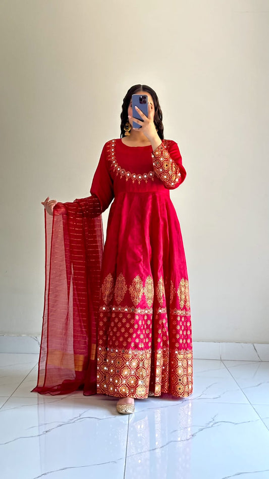 Anar kali in maroon