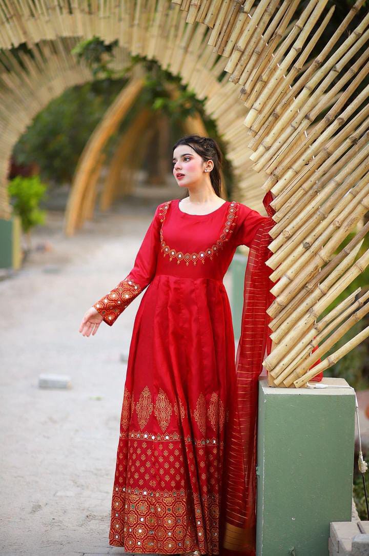 Anar kali in red