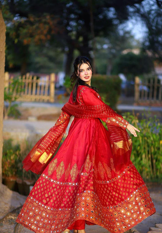 Anar kali in red