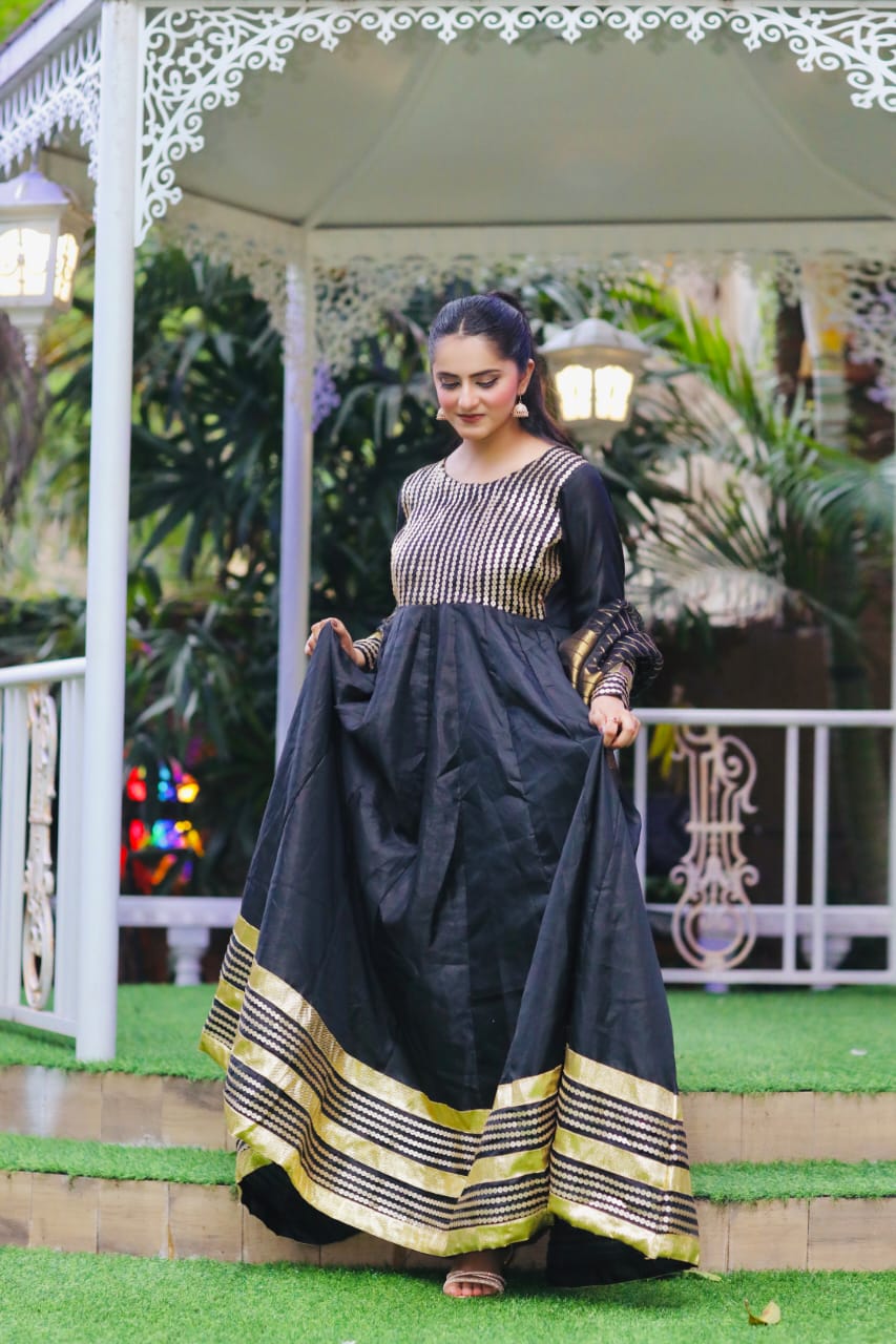 GUL NASEEM IN BLACK 3PC